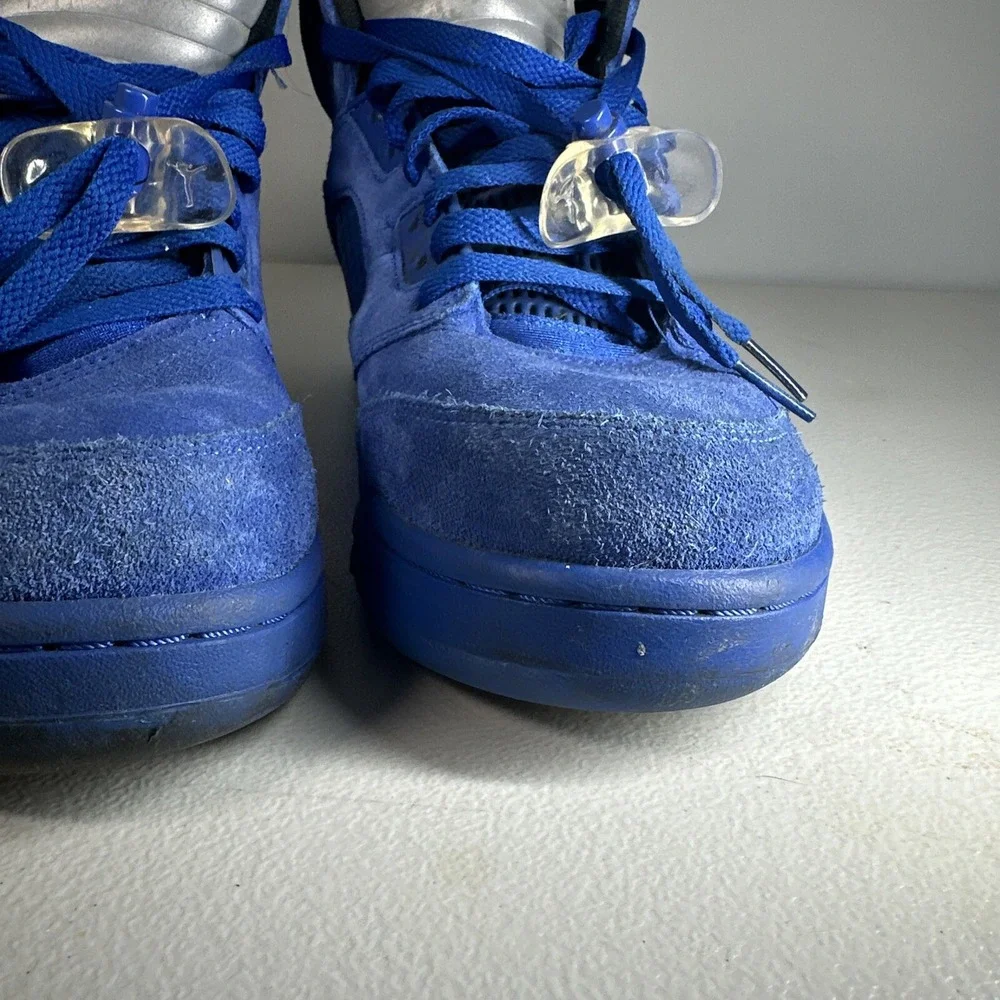 Size‎ 9.5 - Air Jordan 5 Retro Men's Sneakers Blue Suede (136027-401)